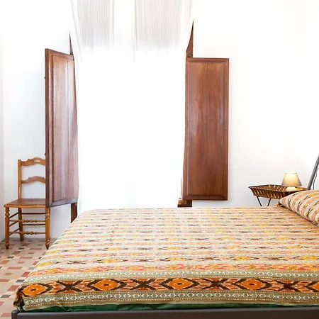 Noguera Casa De Poble בית נופש